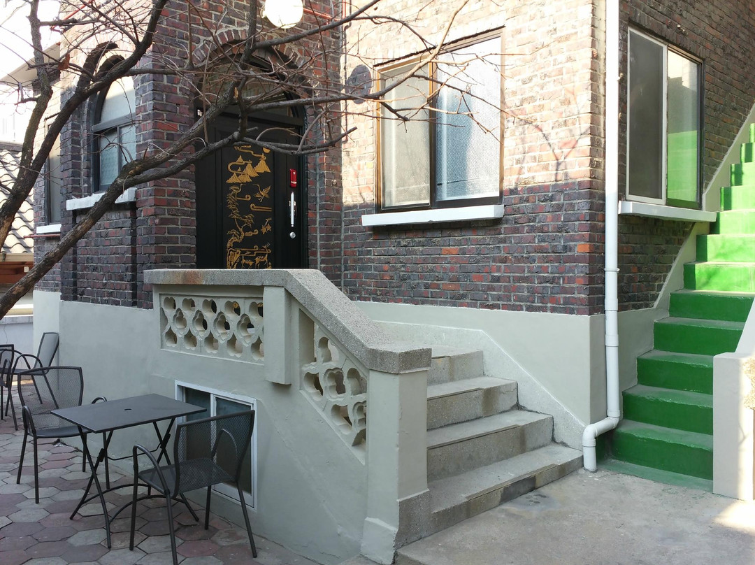 Zak's Guest House