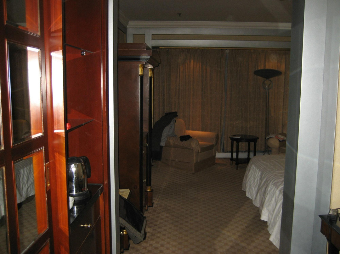 正明锦江大酒店主图