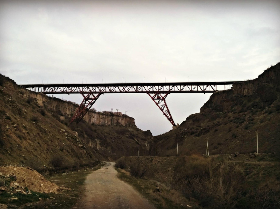 Nor Hachen Bridge-埃里温必去景点