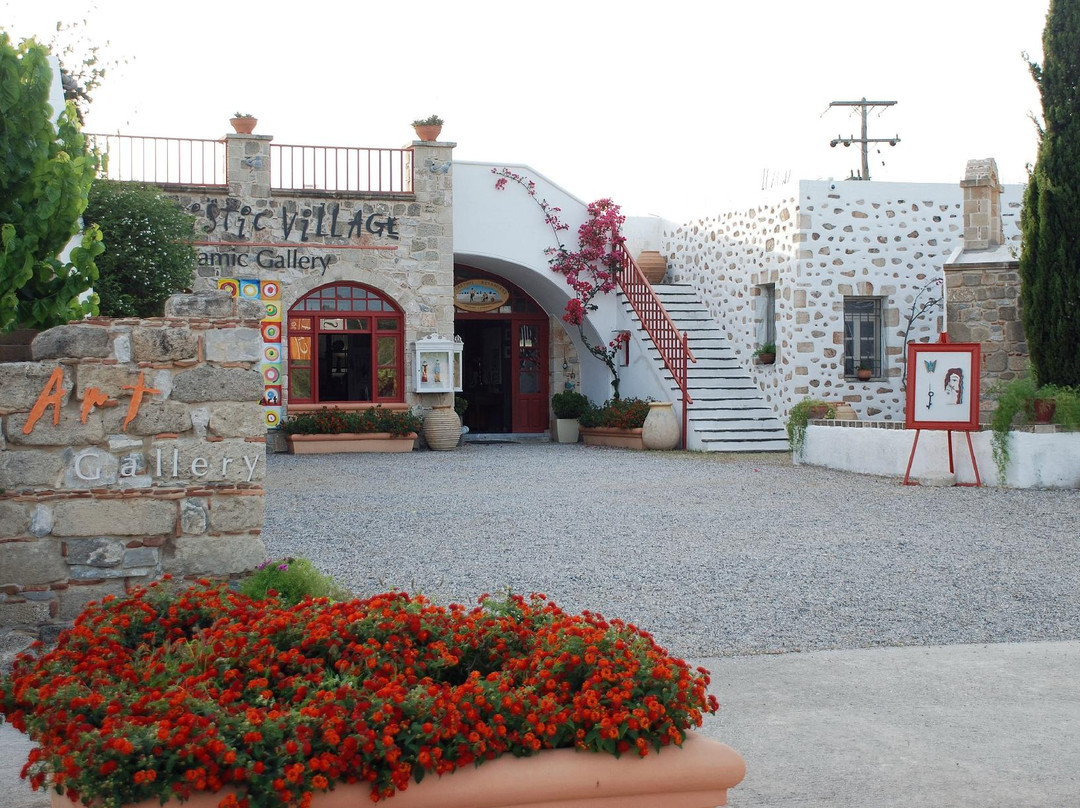 Artistic Village Contemporary Art - Art gallery & Museum of Ceramic Art-科林比亚必去景点