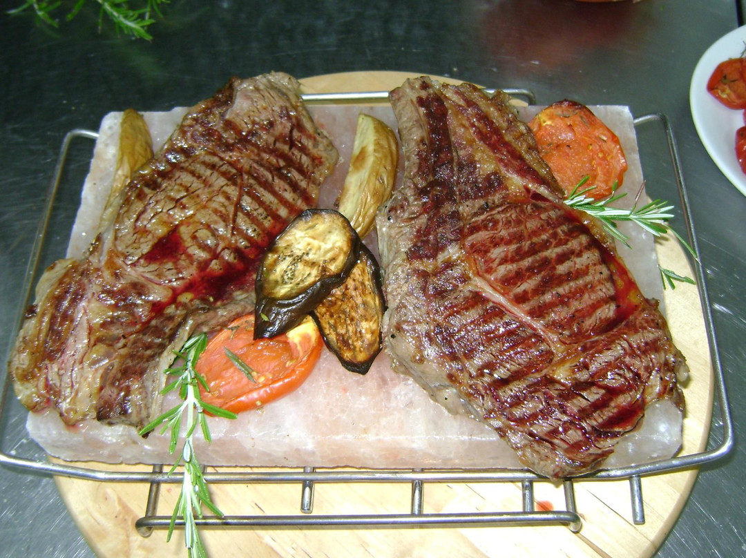 Santa Maria Apparente餐馆和美食-Ristorante Country House Tosca