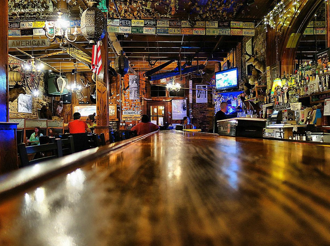 Iron Door Saloon and Grill-格罗夫兰必去景点