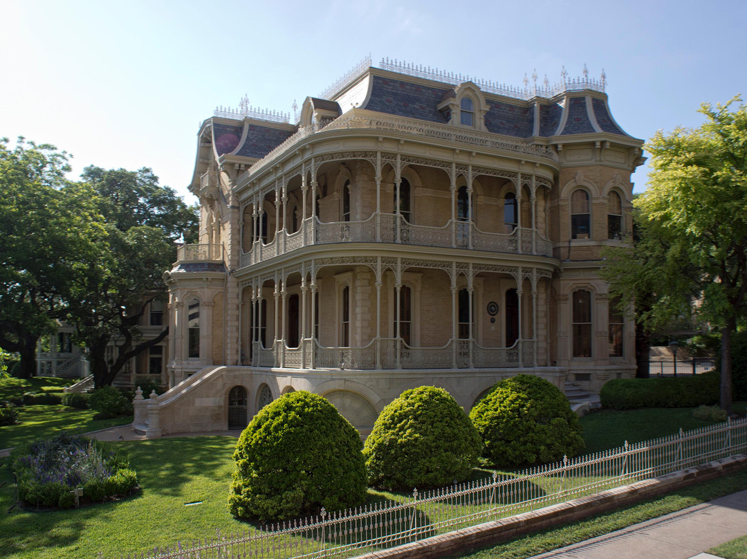 Double Decker Austin Tours-奥斯丁必去景点