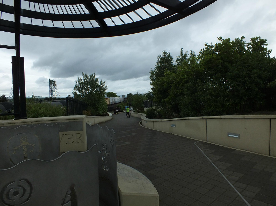 Vancouver Land Bridge景点图片