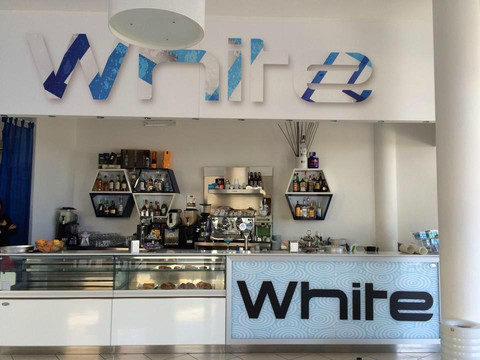 White sensation lounge bar-加里波利必去景点