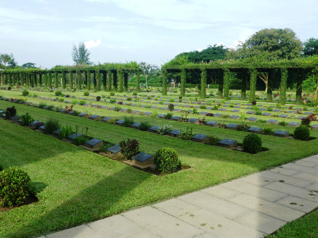 南洋月桂树战争公墓-仰光必去景点