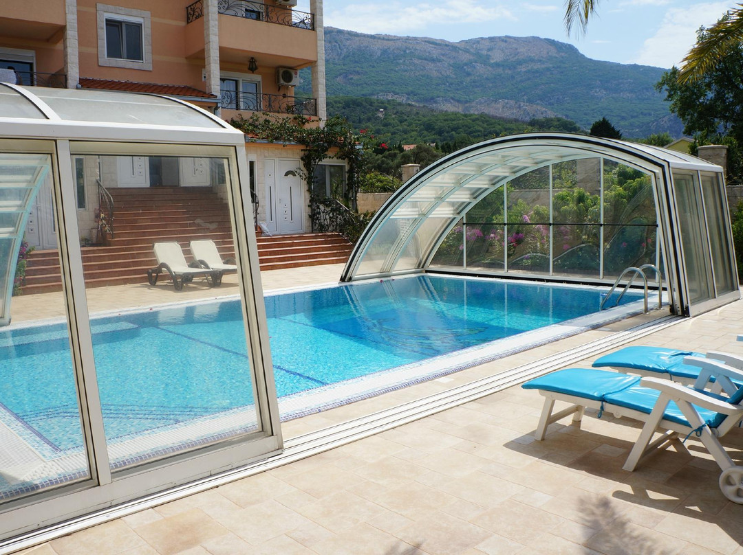 Villa Dolphin Apartments主图