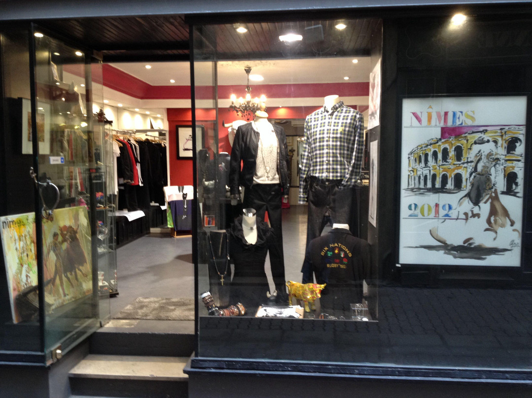 Boutique taurine Sol y Sombra, Nimes-尼姆必去景点