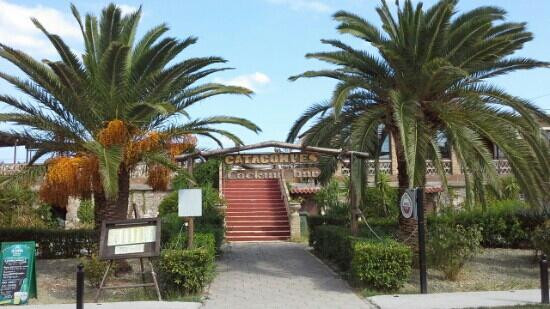 Catacombs Cocktail Cafe-Bar-Alykanas必去景点