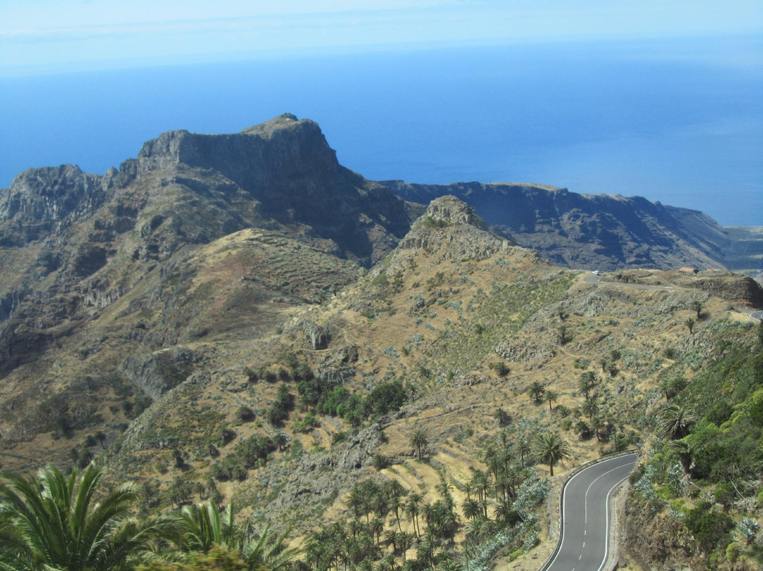 Tenerife Sunshine Excursions-洛斯克里斯蒂亚诺斯必去景点