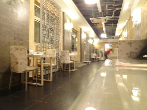 盛元香江酒店主图