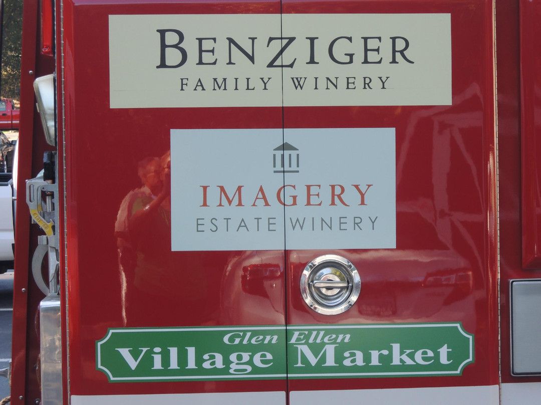 Glen Ellen Village Market景点图片