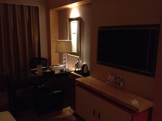 宝利来国际大酒店主图