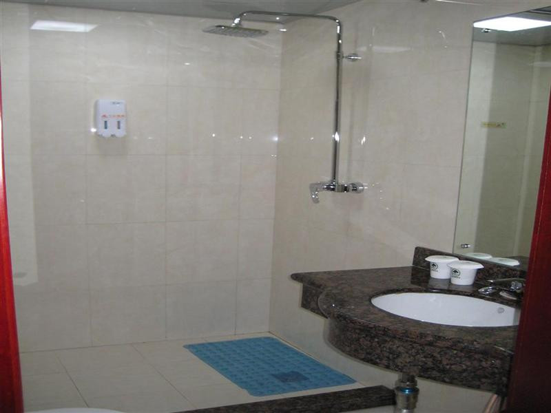 格林豪泰哈尔滨火车站快捷酒店主图