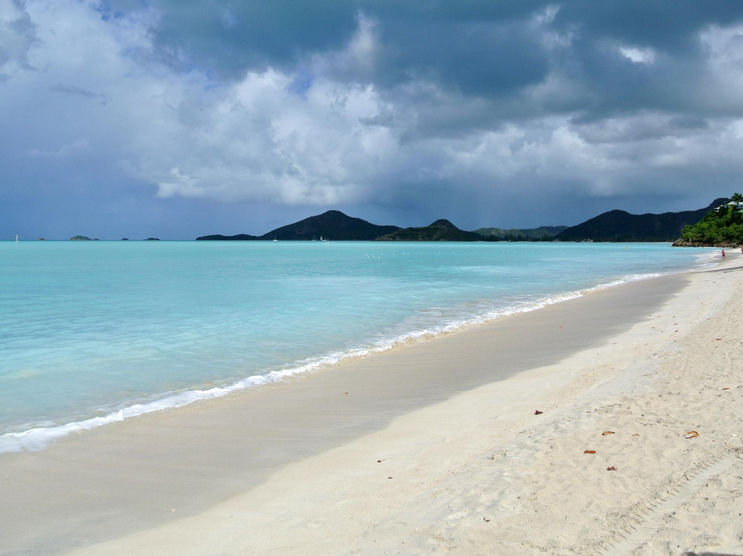 Valley Church Beach-Jolly Harbour必去景点