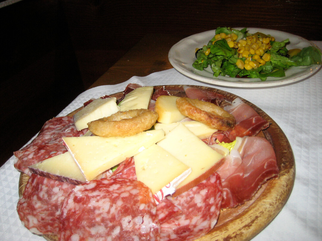 蒙特崔普雷克斯酒店主图