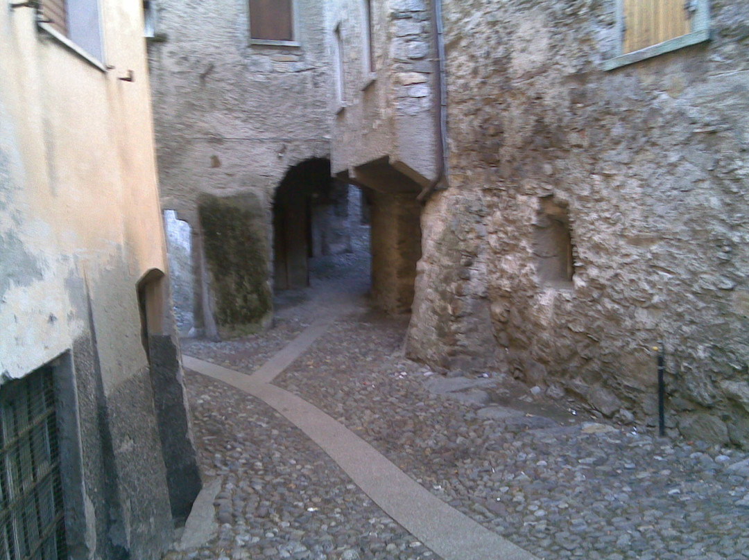 Riserva Naturale Incisioni Rupestri di Ceto Cimbergo e Paspardo景点图片