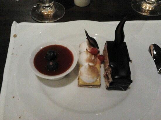 Hyatt Regency Chongqing Hotel主图