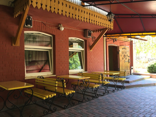 Modrychi餐馆和美食-Zhelezny Kon