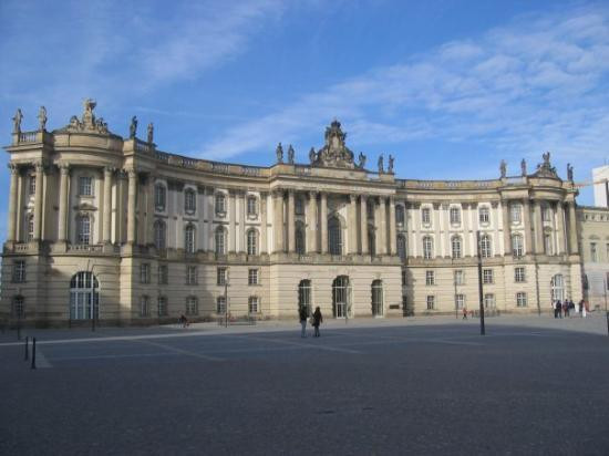 Humboldt University (Humboldt Universitat)-柏林必去景点