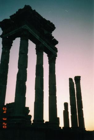 Pergamon Amphitheater景点图片