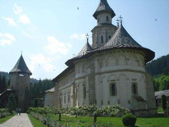 Putna Monastery景点图片