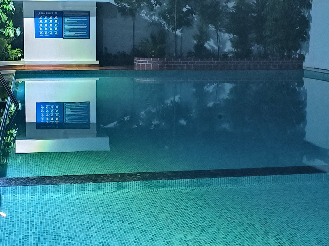 Binary Exotica Luxury Hotels and Resorts主图