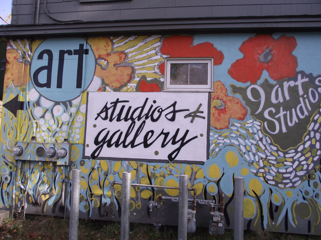 Art Up Front Street Studios & Gallery景点图片