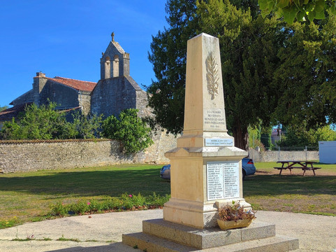 L’église Saint-Fulbert-et- Saint-Maixent