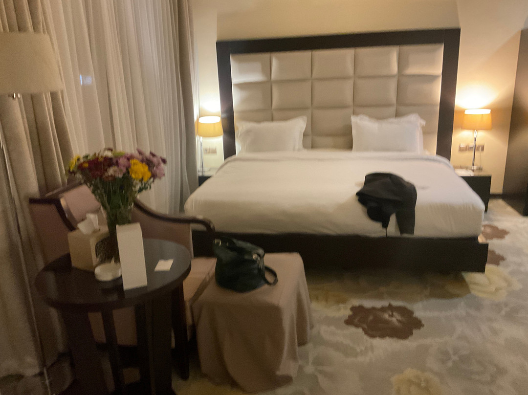 Paris Hotel主图