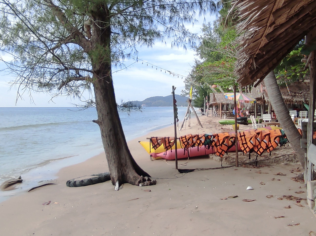 芝瓦里度假村主图