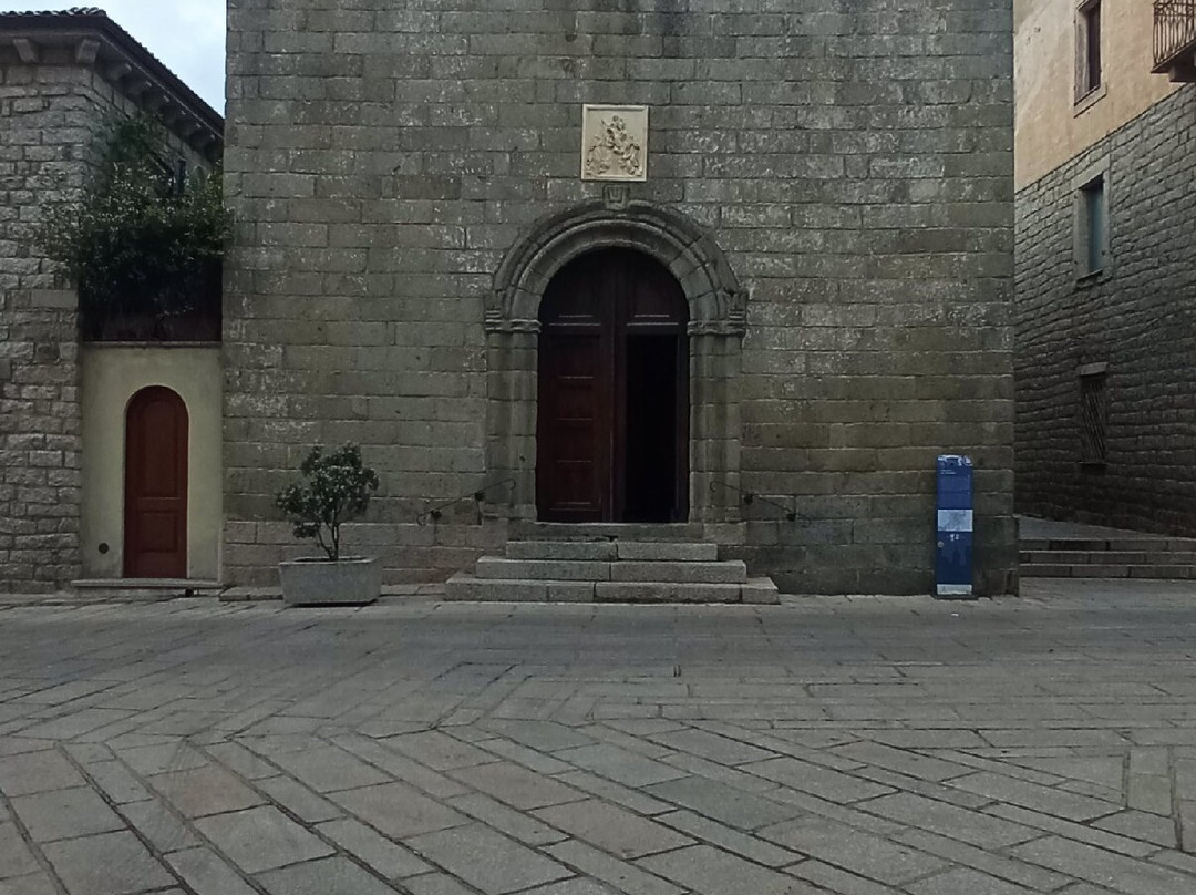 Oratorio del Rosario-Tempio Pausania必去景点