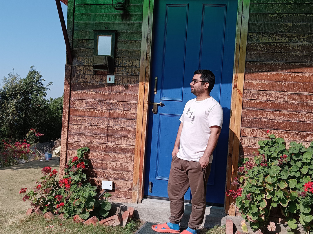 Seclude Pangot, Perch主图