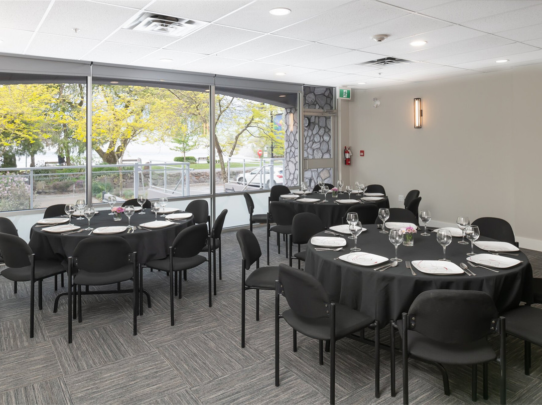 哈里逊海滩酒店主图