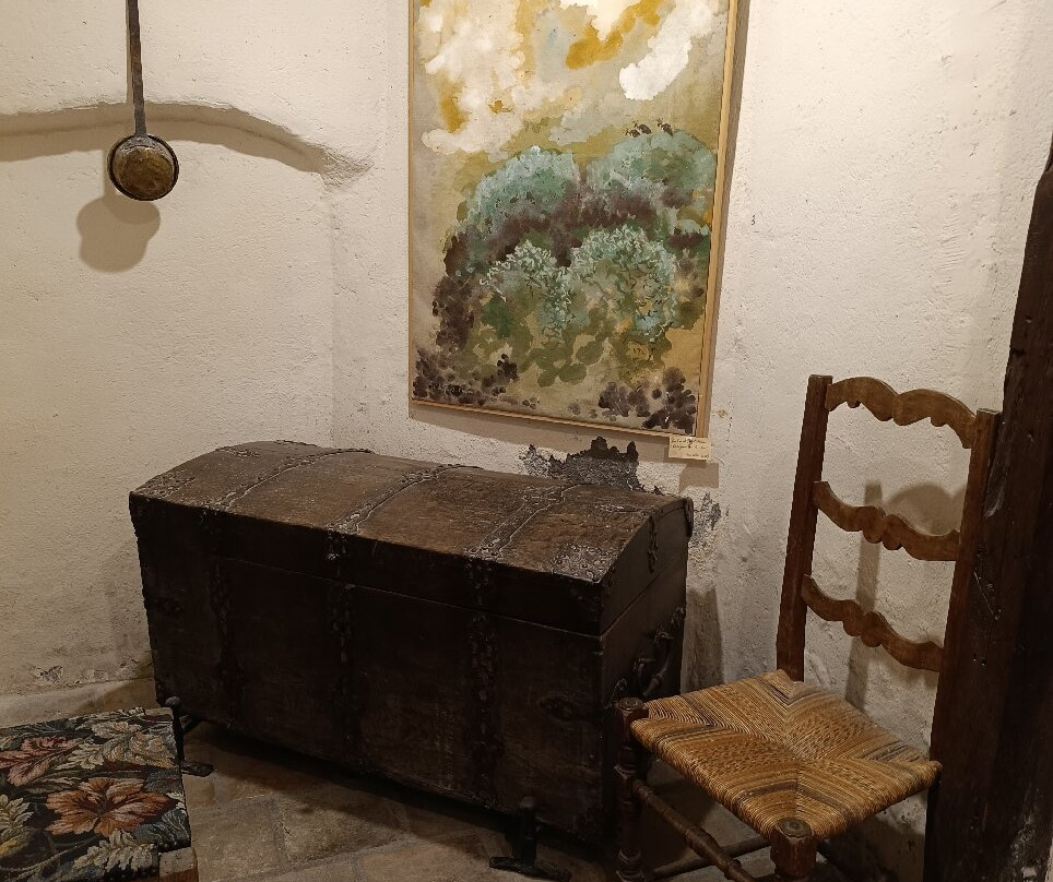 Château De Vollore主图