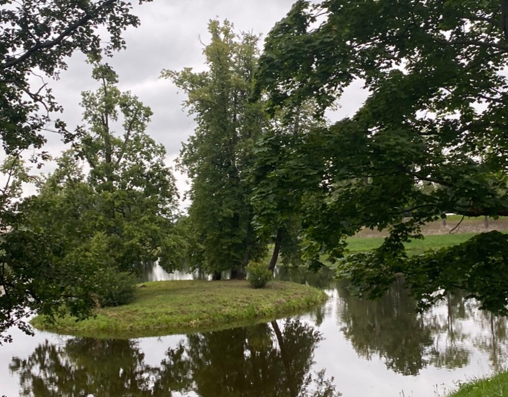 Nizhny Pond-Lomonosov必去景点