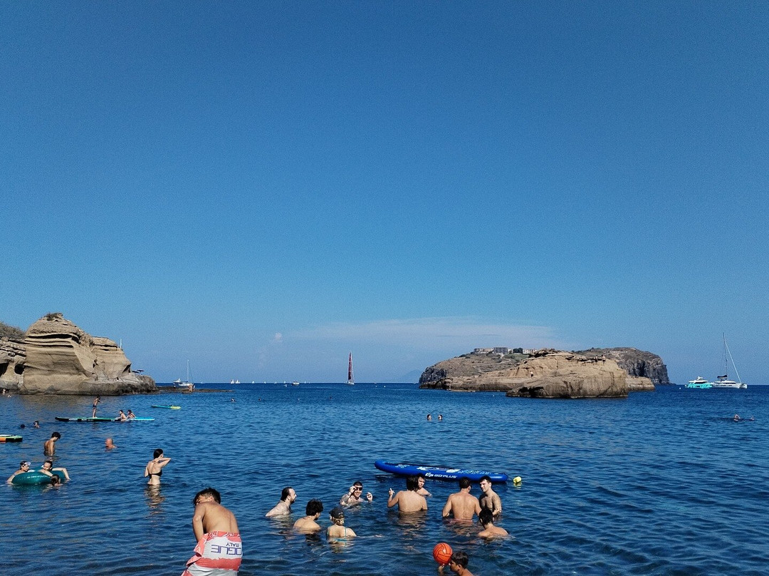 Spiaggia Cala Nave-Ventotene必去景点
