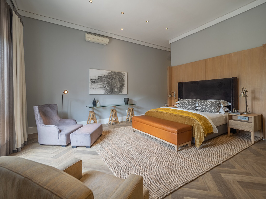 阿瑟尔广场酒店别墅主图