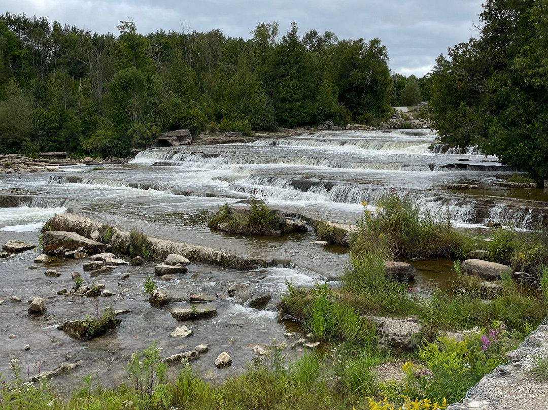 Sauble Falls Provincial Park景点图片