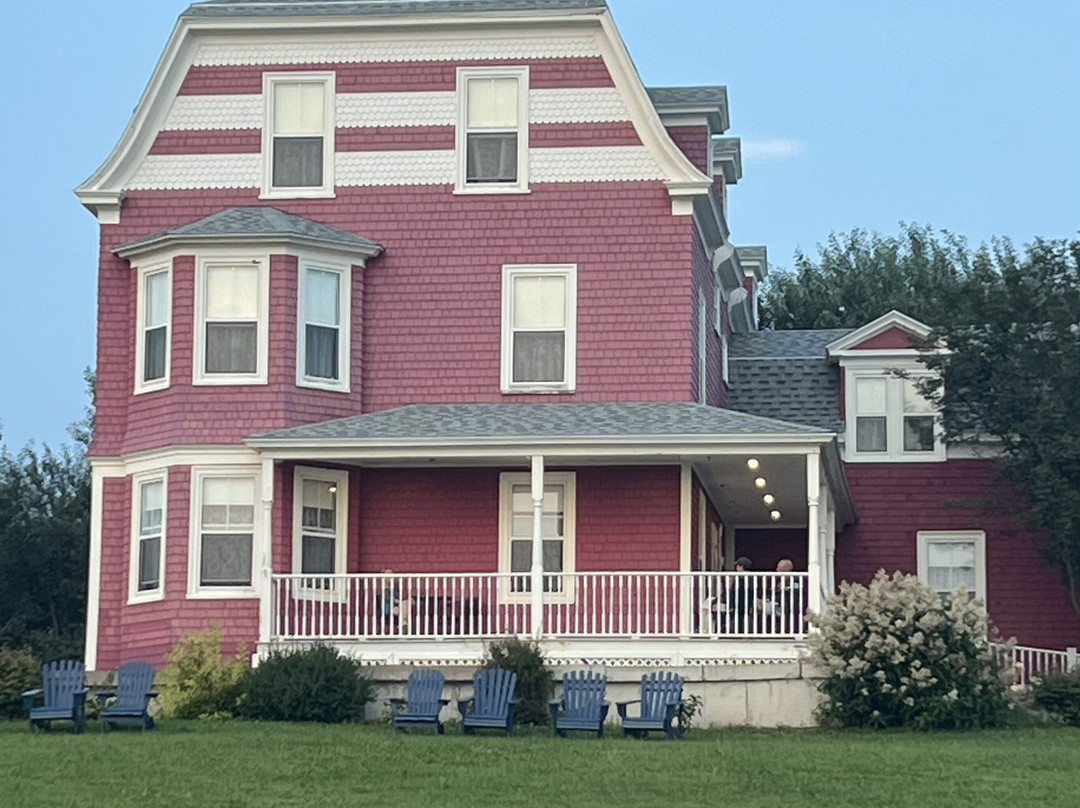 Hillcrest Hall Country Inn主图