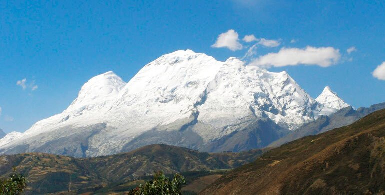 Taulliraju Expeditions-瓦拉斯必去景点