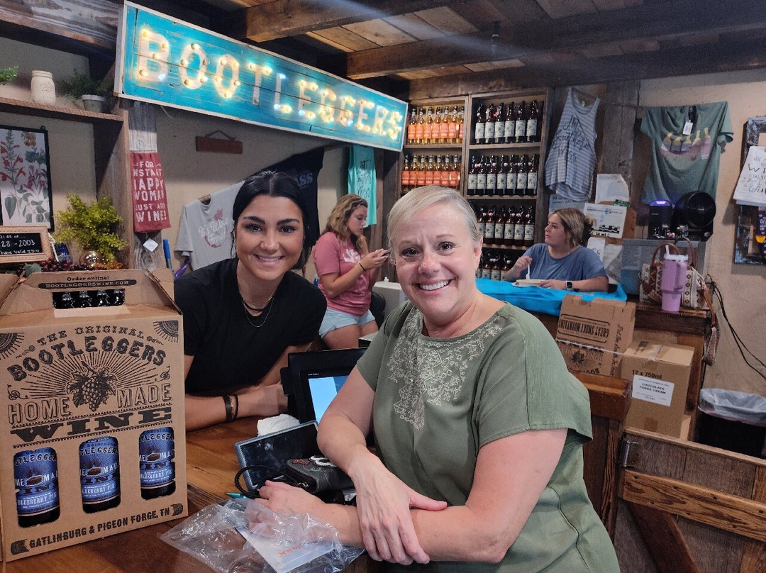 Bootleggers Homemade Wine-盖林柏格必去景点