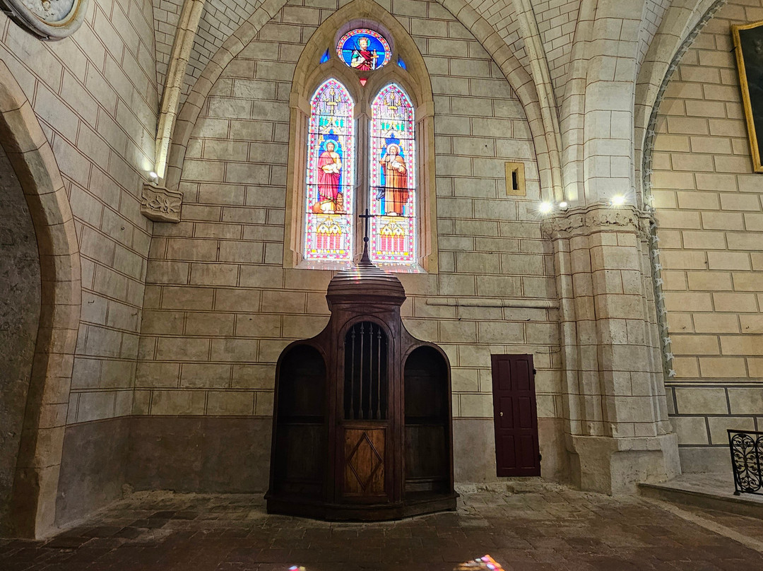 Eglise Saint-pierre景点图片