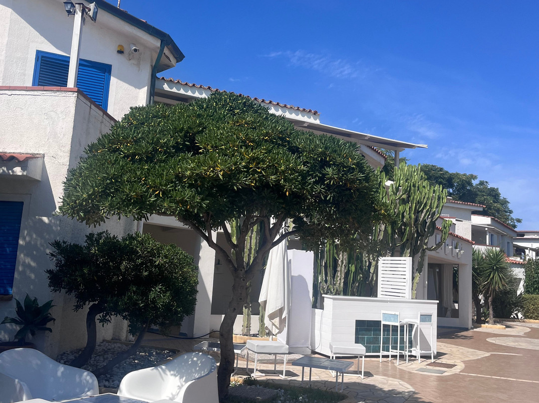 Regent Beach Hotel & Apartments主图