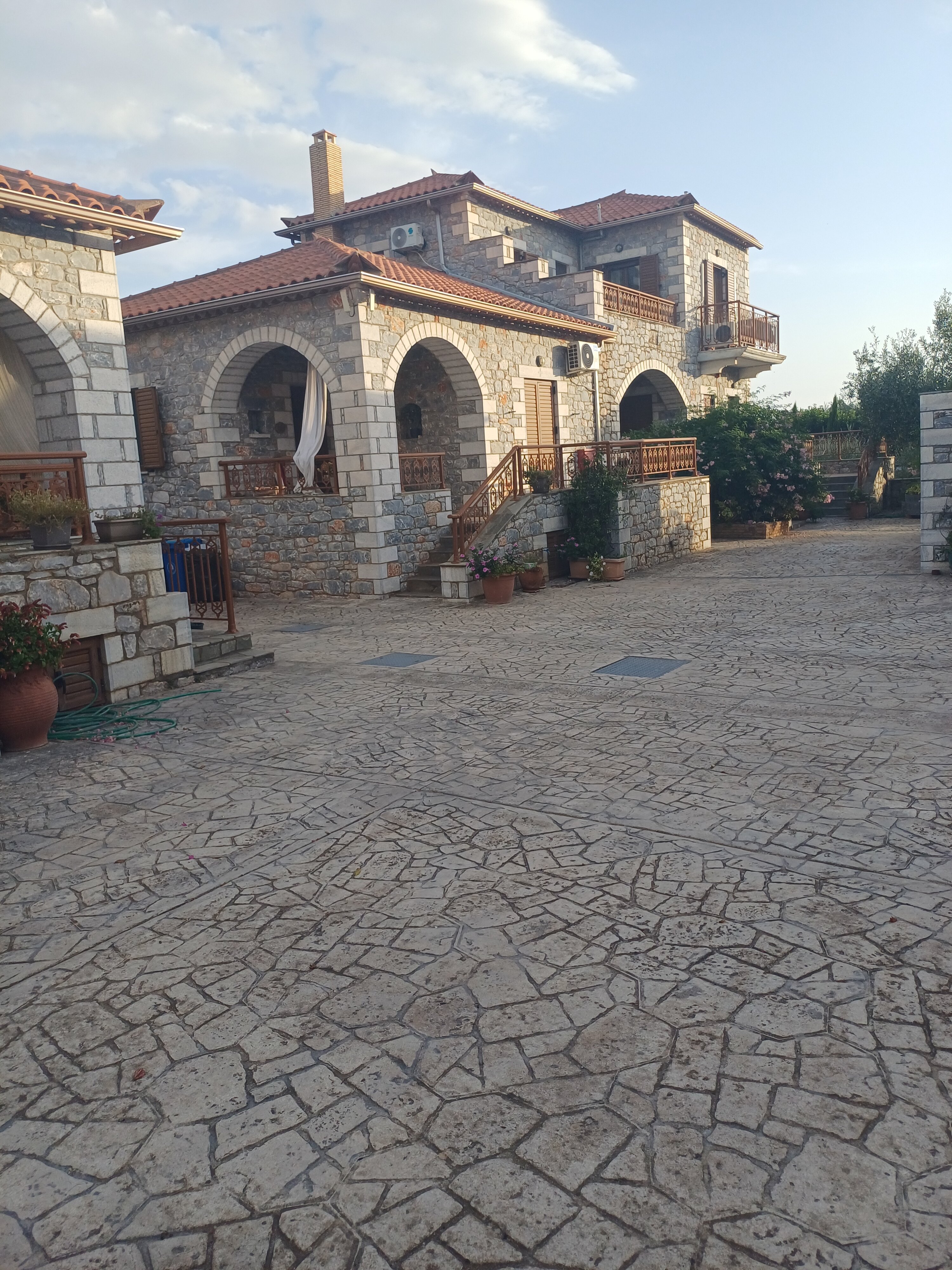 Stephanou Inn-官方