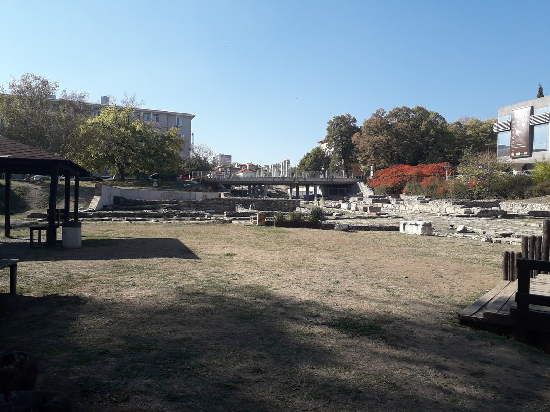 Antique Forum Augusta Trayana景点图片