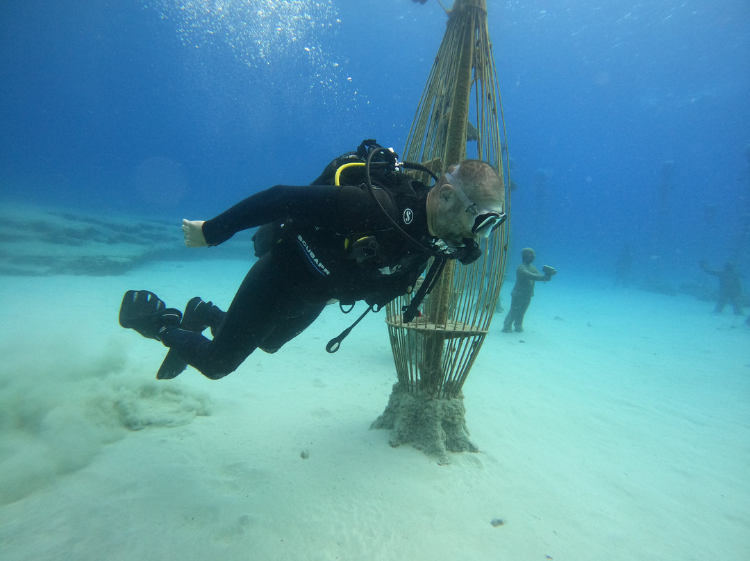 Undersea World Scuba Diving-阿依纳帕必去景点