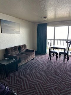 Surfside Resort主图