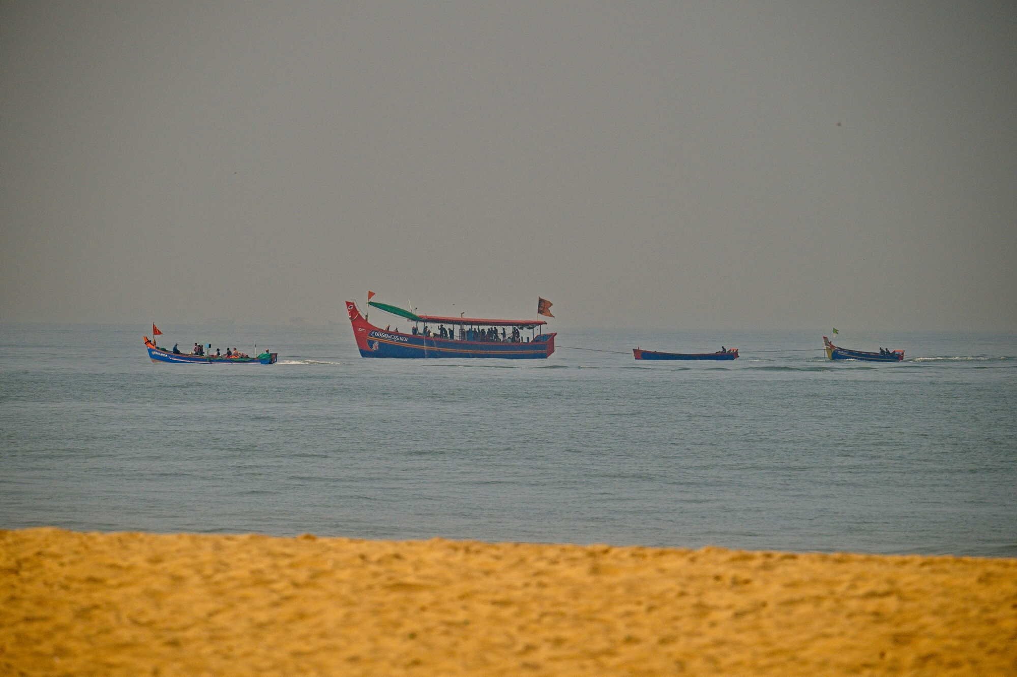 Neeleshwar Hermitage-泳池