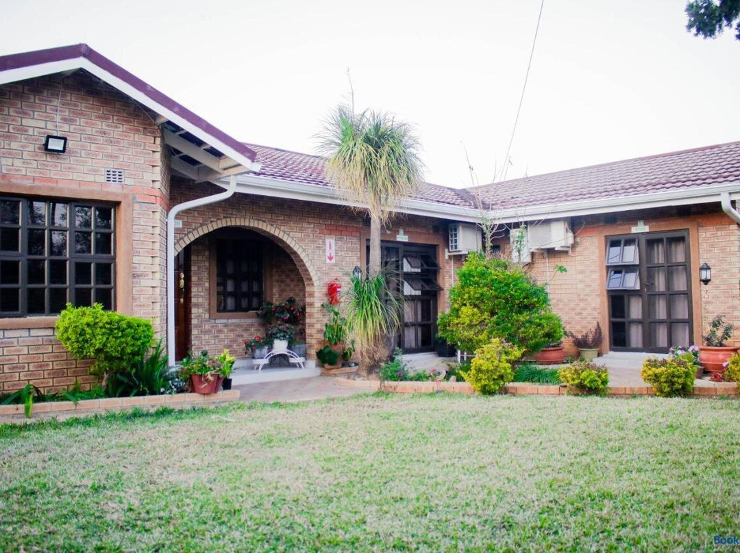 Pitikwe Hill Guesthouse